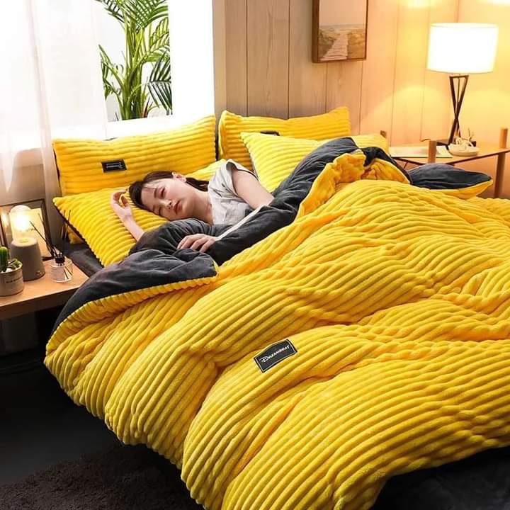 Your Ultimate High quality 4pcs of 6*7 TC Velvet duvet Set Comes as 1pc of duvet Comforter, 1pc of Bedsheet and 2pcs of Pillow Cases Bedding Set
