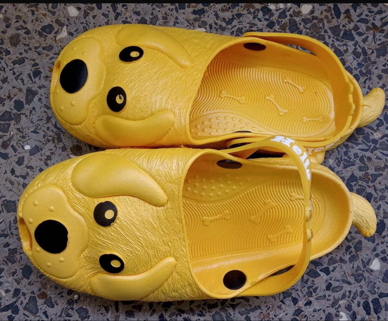 Kids Crocs, Size 32/33
