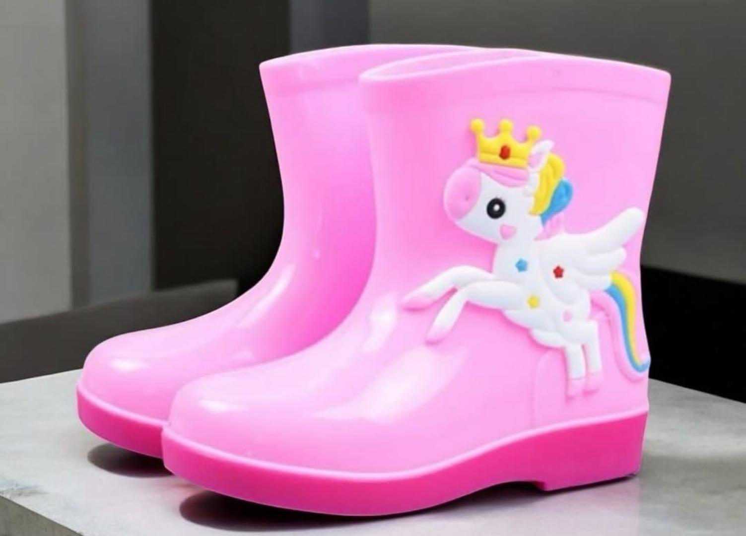 Kids Shoes- Gumboots. Small Fitting, pick next size.