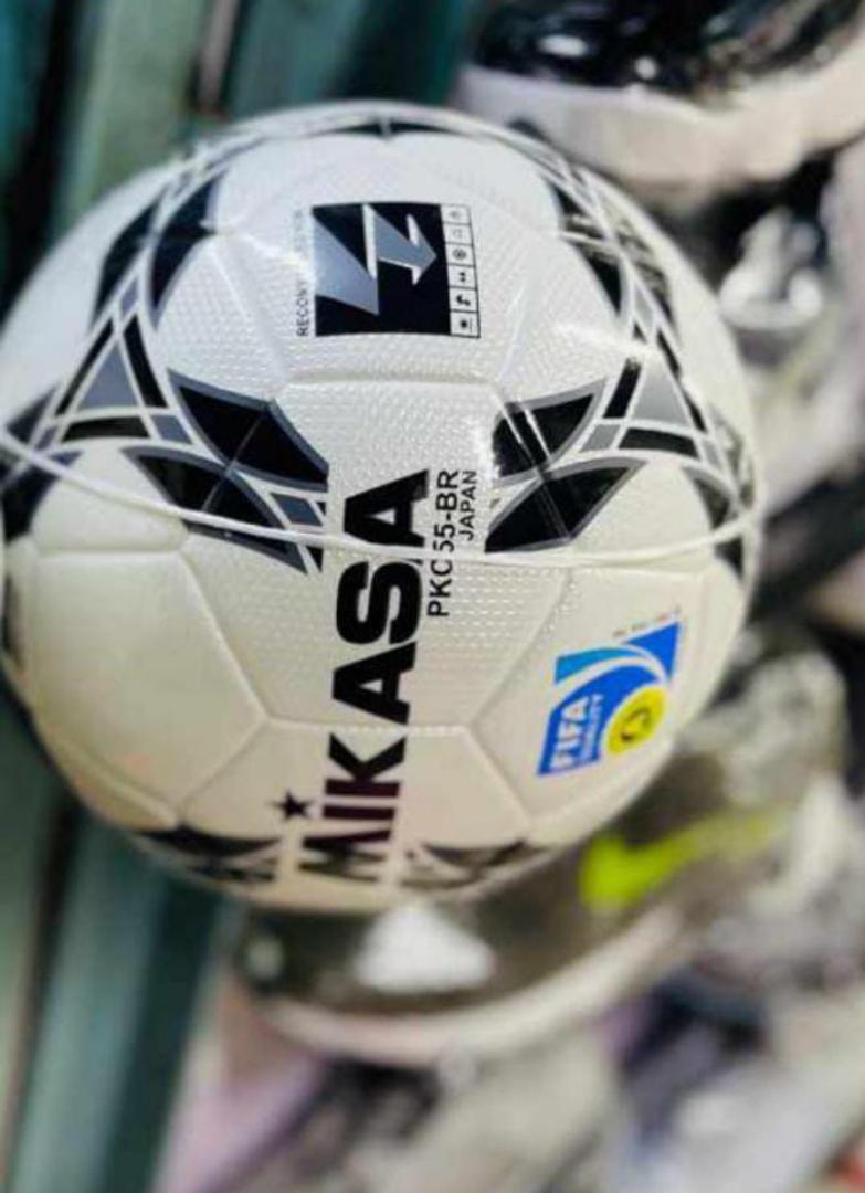 Mikasa  Tubeless Ball. Mikasa FootBall. Size 5. FIFA quality