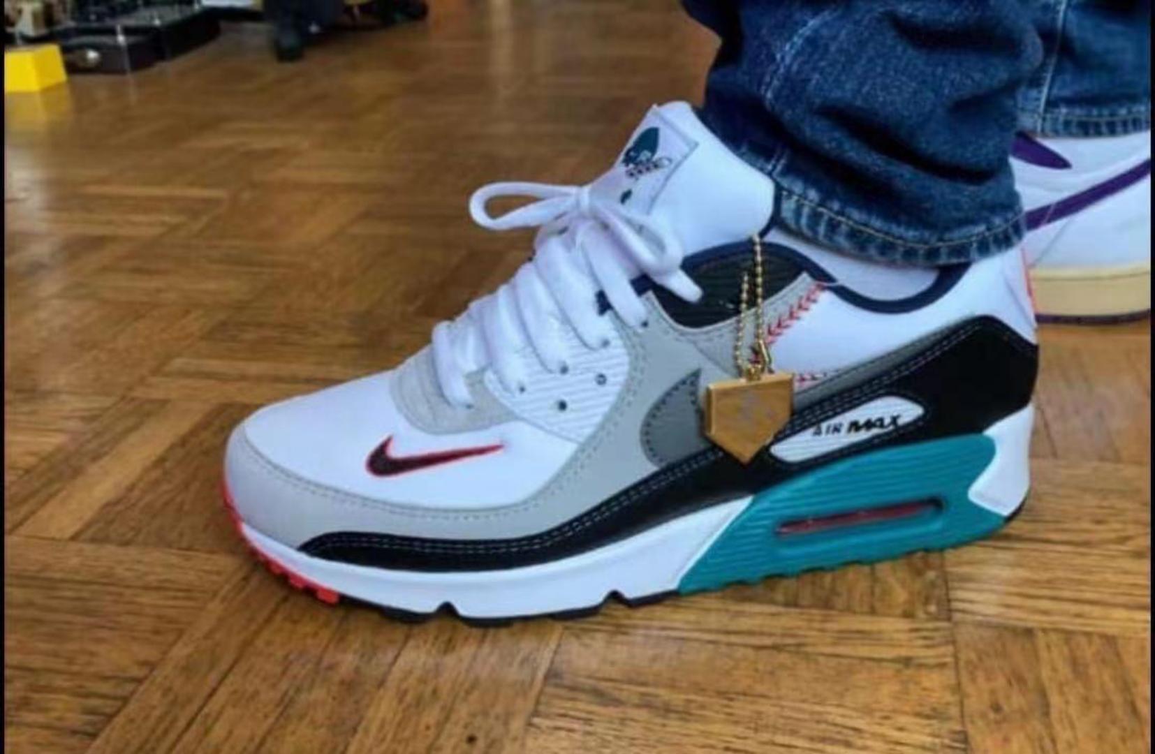 Airmax 90 Fashion Sneakers ( Rubber sole. Good quality). Men Sneakers, Ladies Sneakers.