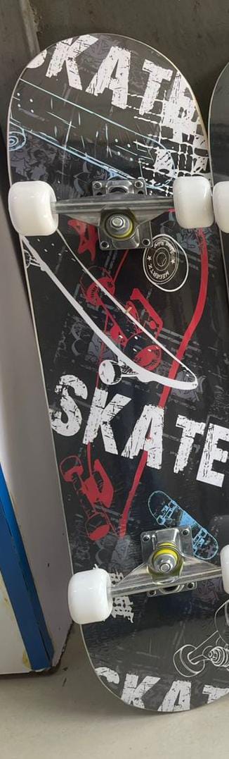 Long Skate Board 80cm long
✅With Grip Tape/ Antislide at the top
✅Rubber wheels 
✅Cool Graffiti designs