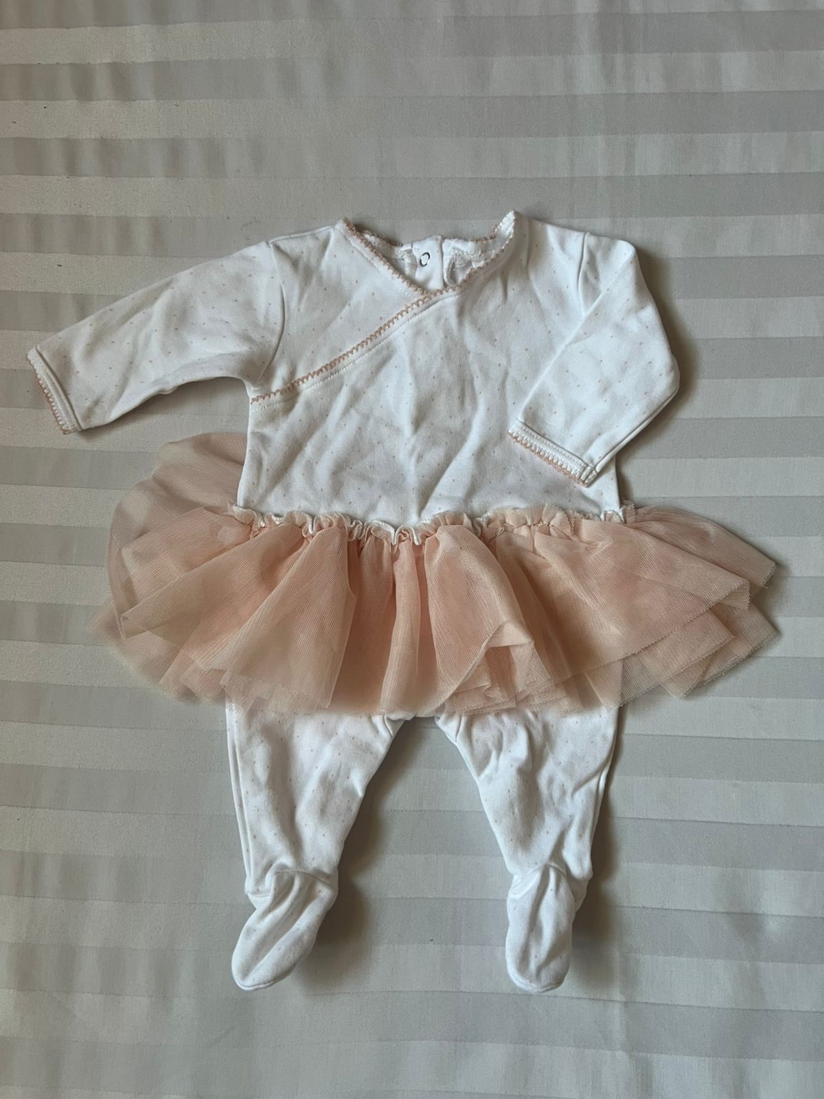 Thrift Baby Dresses. Age:0-12 Months.