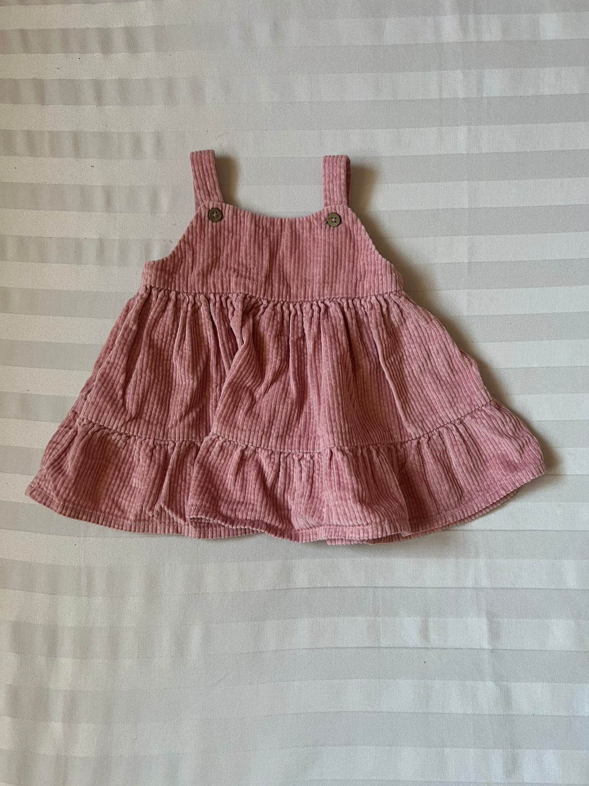 Thrift Baby Dresses. Age:0-12 Months.