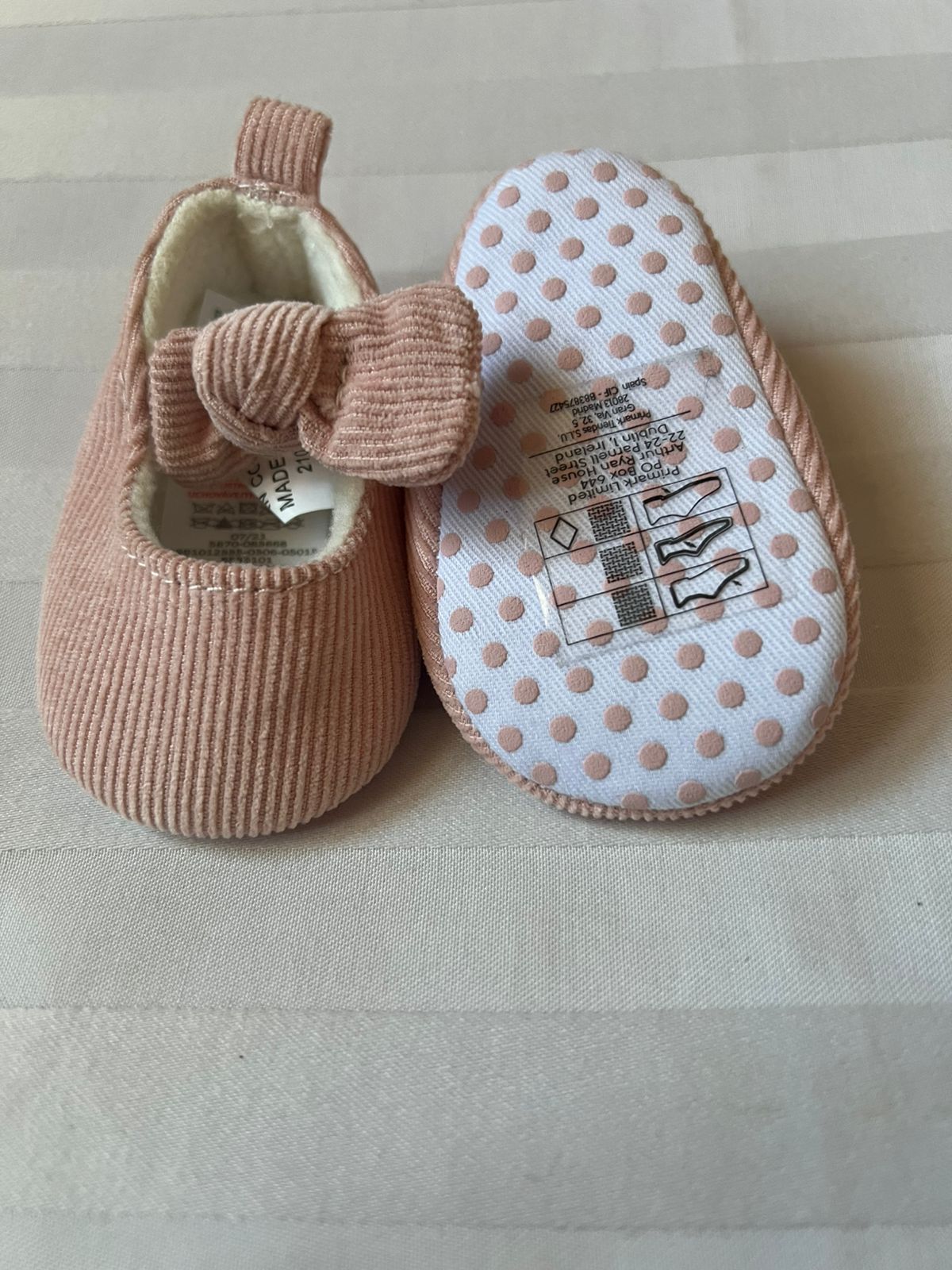 Baby Shoes- Prewalkers. 0-6 Months.