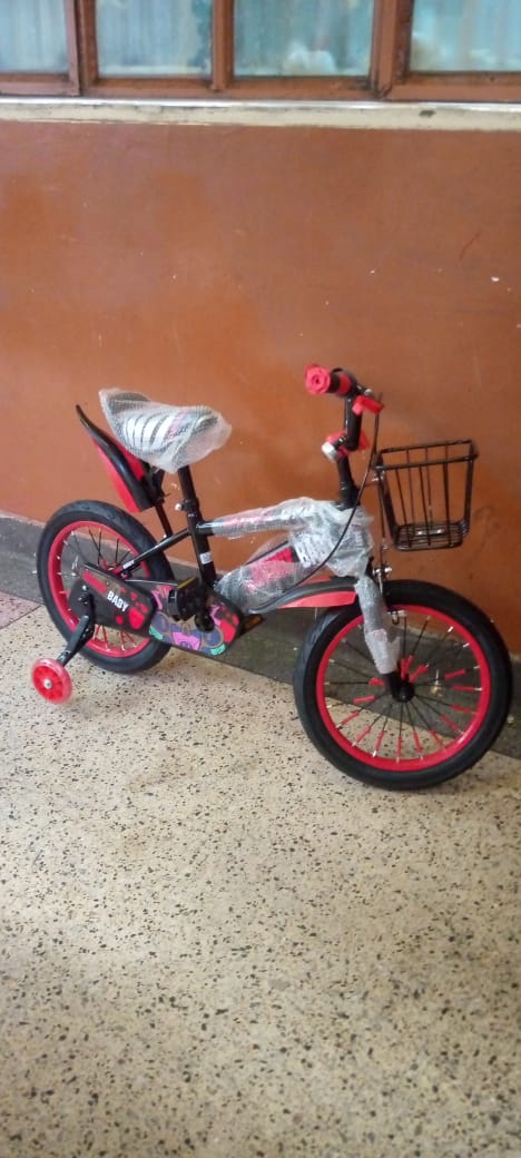 👶 Bonny Baby Bicycle – Size 16 👶

Give your little one the joy of riding with the Bonny Baby Bicycle, size 16. Designed for safety and fun, it features a sturdy frame, smooth-rolling wheels, and eas