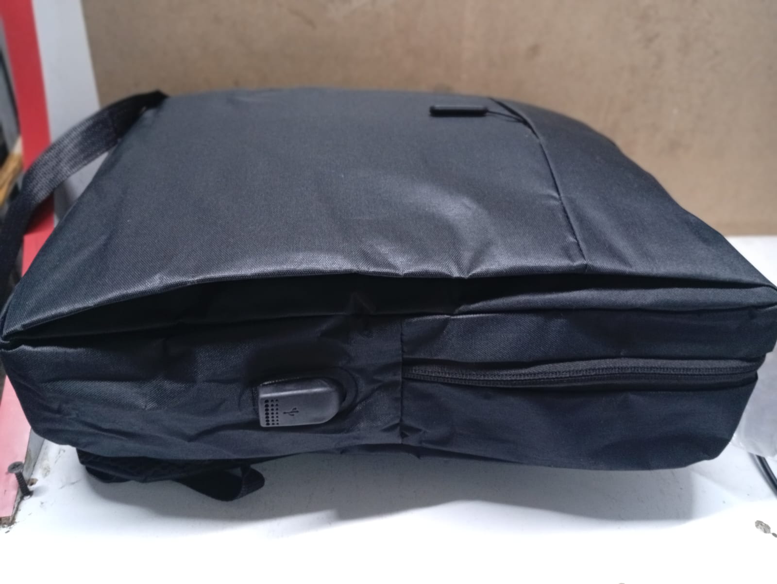 Laptop School Office Bag Backpack – Lightweight & Sleek Design. Laptop , daily use, school, or light travel.15 Inch Fashionable And Trendy Large Capacity Business Men's Backpack