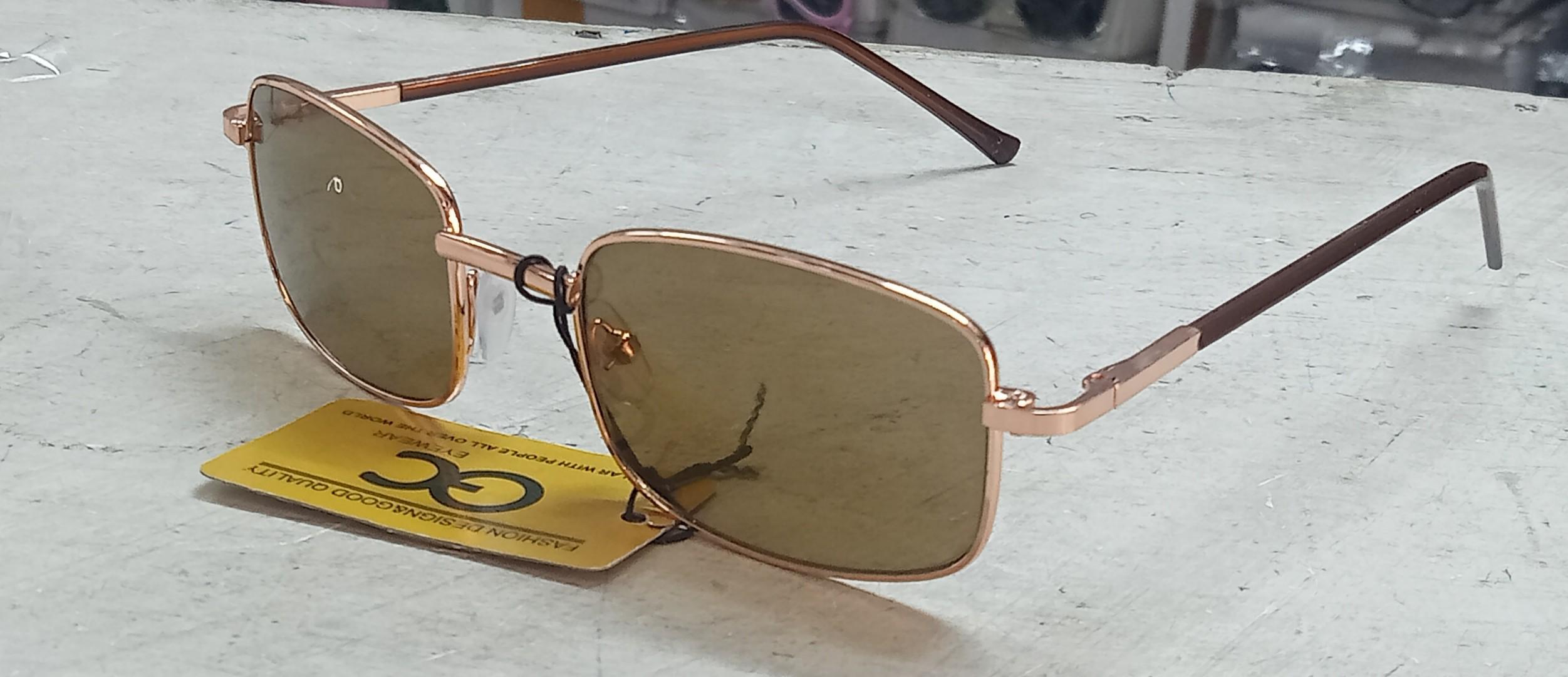 Bayonetta Unisex Blue Light Eyewear - Stylish frame glasses for women & men |anti-fatigue, ultra light, 3 Color Variations:Golden, Silver & Brown girls eyeglasses.  Uv Protection meeting fashion look✅