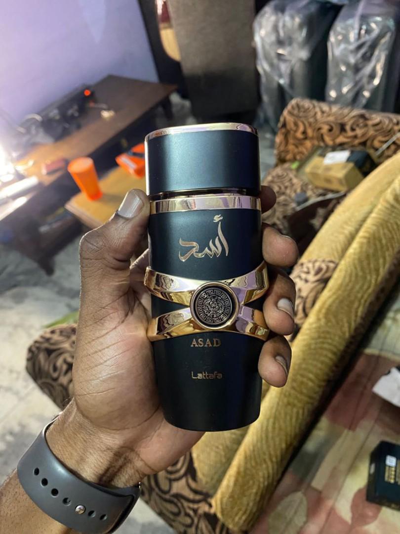 Lattafa Asad - Eau de Parfum for Men - An Amber Vanilla Fragrance for guys who want a Confident, Powerful & Mysterious Scent. Masculine Perfume lasting 10+Hrs on skin, 12+Hours on Clothes when sprayed