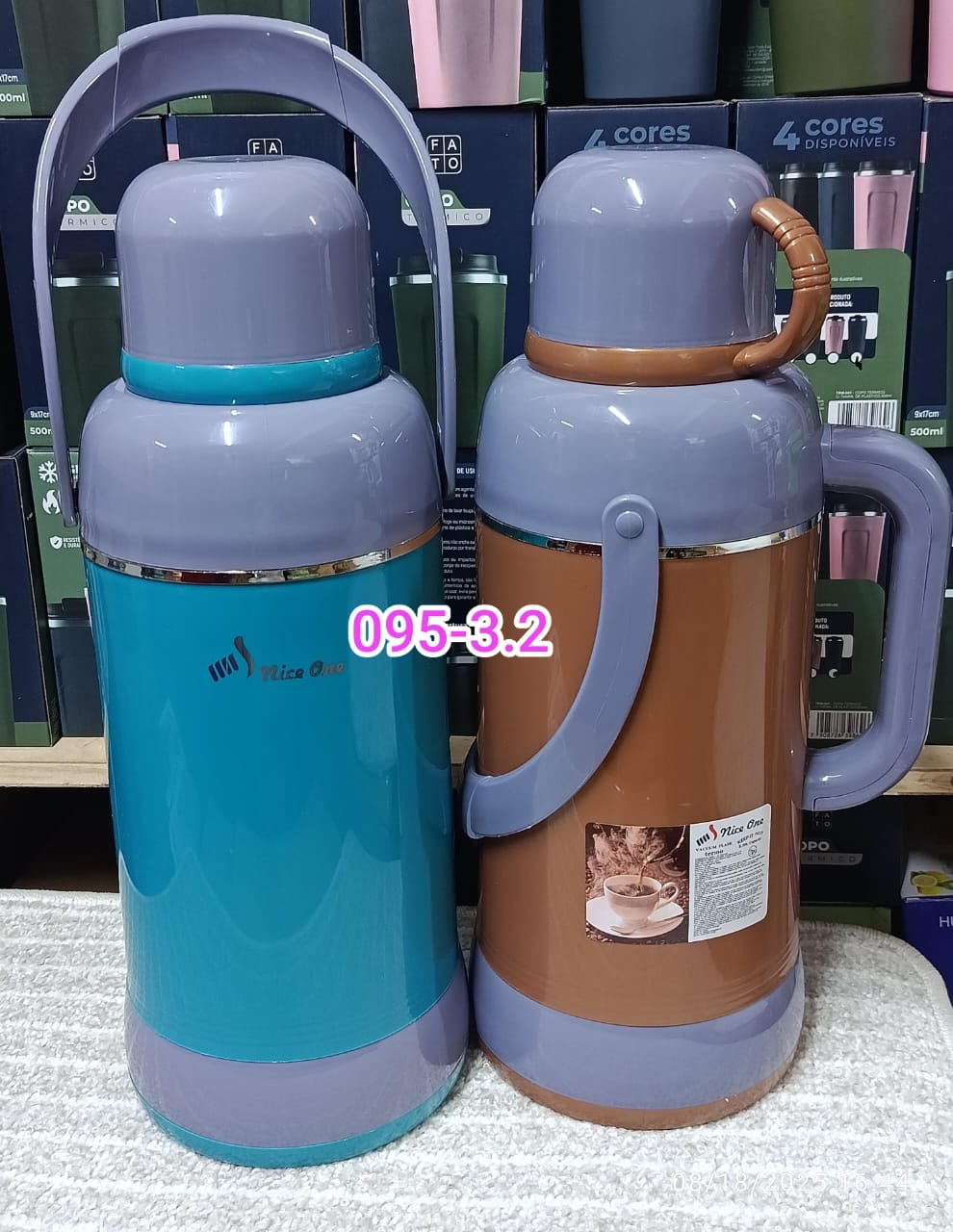 👍Best  offers ever !!!!,  buy your self  unbreakable   Vacuum flask  with handle,  it's a VIP , Vacuum flask  nice one with the capacity of 3.2 Litres, it's portable, used both at home, hotel,