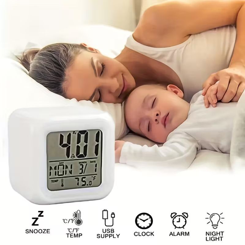7 Colors Changing LED Digital Alarm Clock with Thermometer, RGB Night Light & Snooze Function, Modern Square Bedside Clock with LCD Display, Dimmable Light, Temperature Sensor, Multi-Color Options