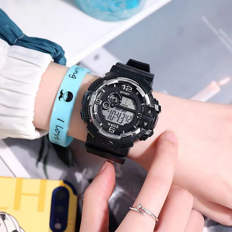 Small - fresh and Sweet Digital Watch - for Female Middle School Students, Best - friend and Couple Style, Sports - themed, Waterproof and Luminous, also for Boys