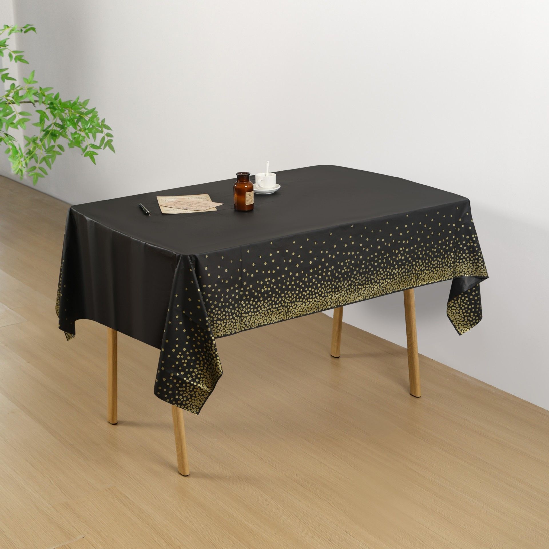 【Clearance Sale】PEVA Dot Tablecloth, White/Black PEVA Table Cloths for Parties Disposable, 137x274cm Waterproof Rectangular Camping Tablecloth for Birthday Party Picnic Baby Shower