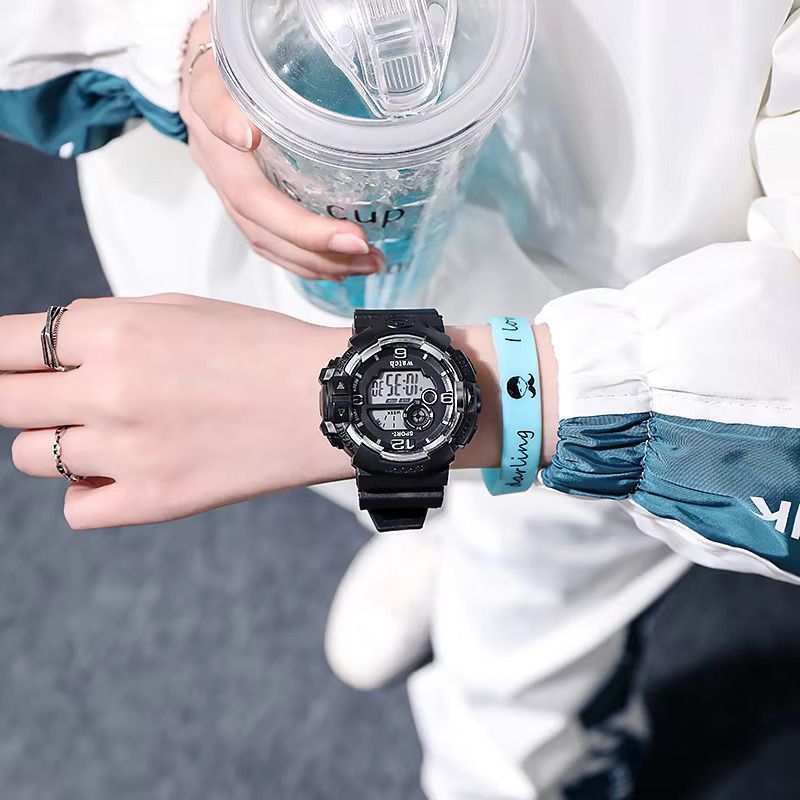 Small - fresh and Sweet Digital Watch - for Female Middle School Students, Best - friend and Couple Style, Sports - themed, Waterproof and Luminous, also for Boys
