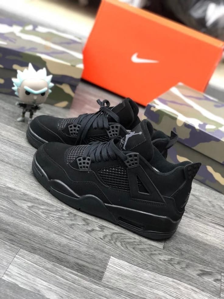 HIGH QUALITY ⚡JORDAN 4 high quality j4 thunder Black sneakers Original fashion leather men shoes Imported Sneakers Unisex