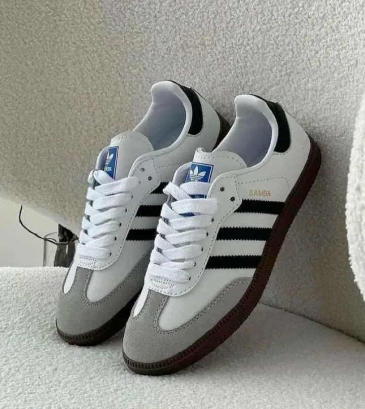 BIG OFFER! UNISEX Grade A Samba white/black Size 37-45 Men's/ Women Fashion Shoes Casual Sneakers Premium Quality As In the Picture