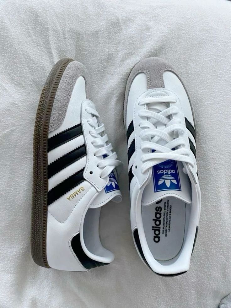 BIG OFFER! UNISEX Grade A Samba white/black Size 37-45 Men's/ Women Fashion Shoes Casual Sneakers Premium Quality As In the Picture