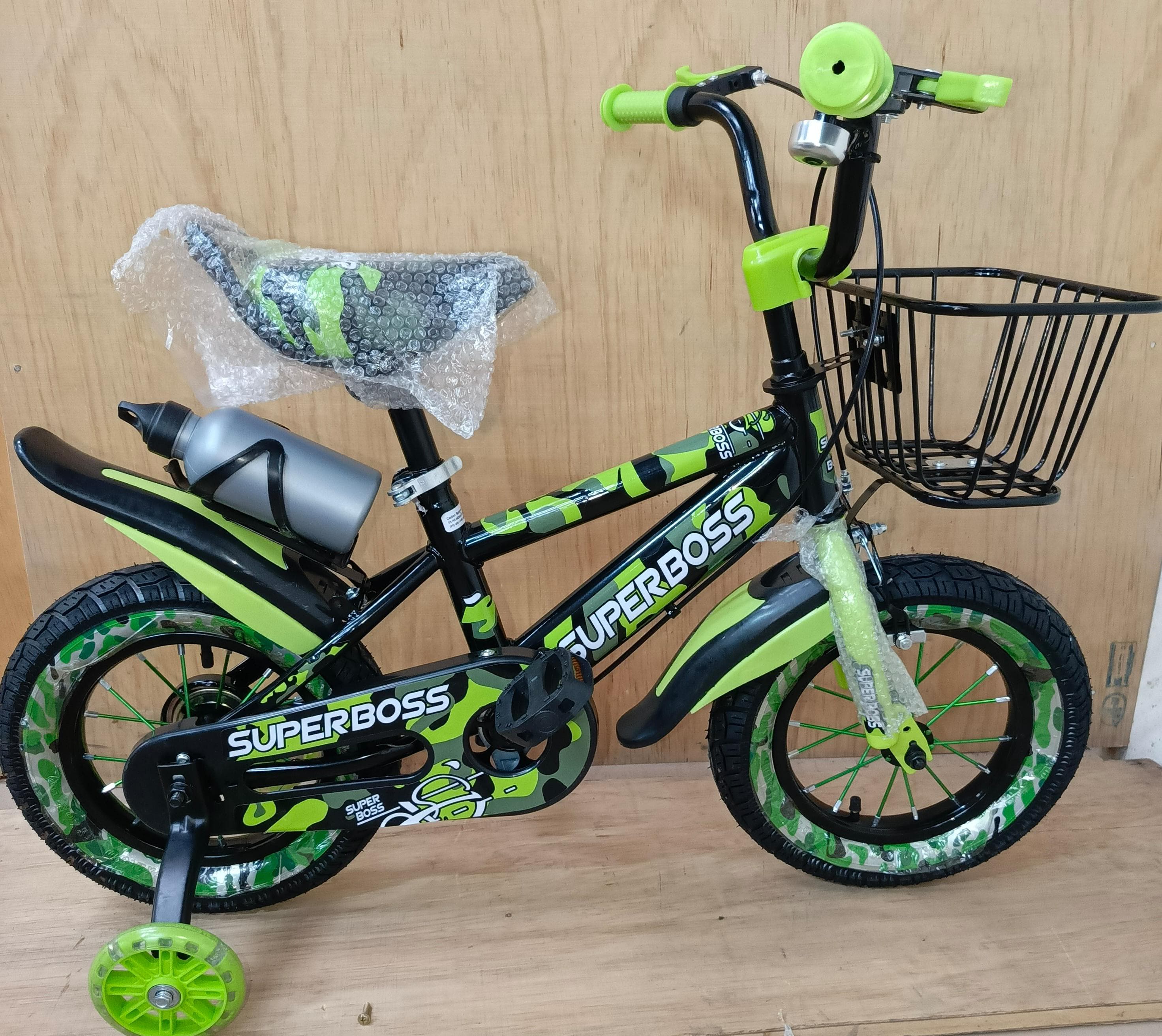 Superboss Size 20 Flowered Girls Bicycle – Stylish Kids Bike with Training Wheels, Dual Suspension, Safety Brakes & Durable Frame for Ages 7–10