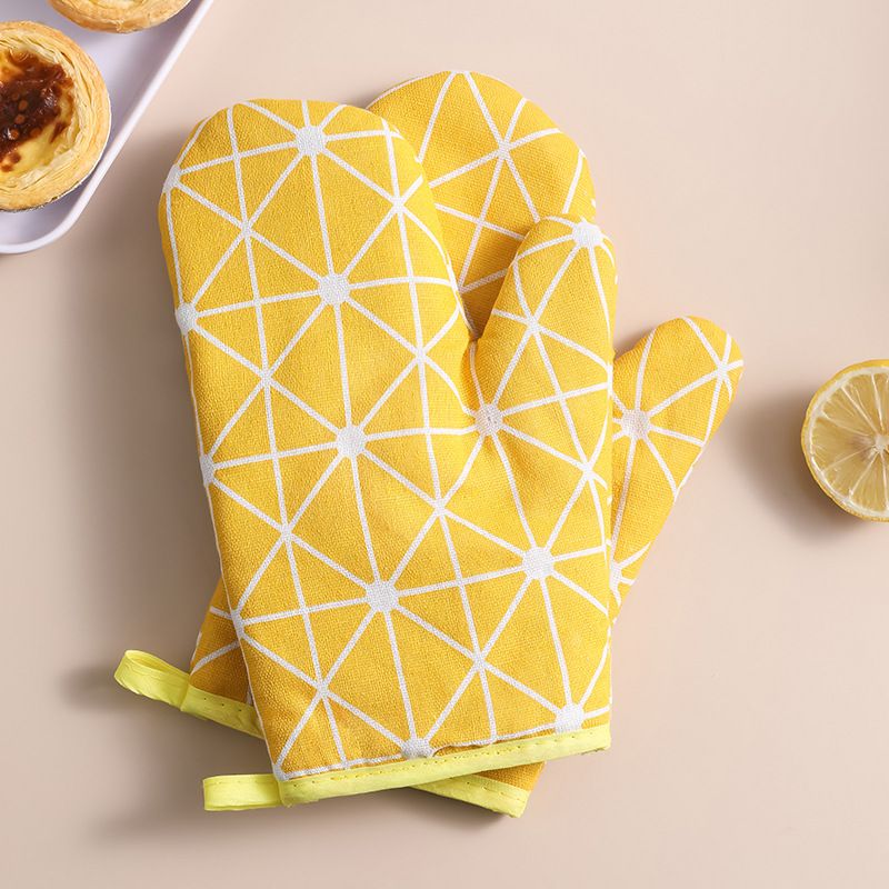 Kitchen Microwave Oven Mitts Thickened Plaid Anti-Scalding Heat-Proof Gloves High Temperature Resistant Baking Cotton Dotted BBQ Non-slip Baking Gloves
