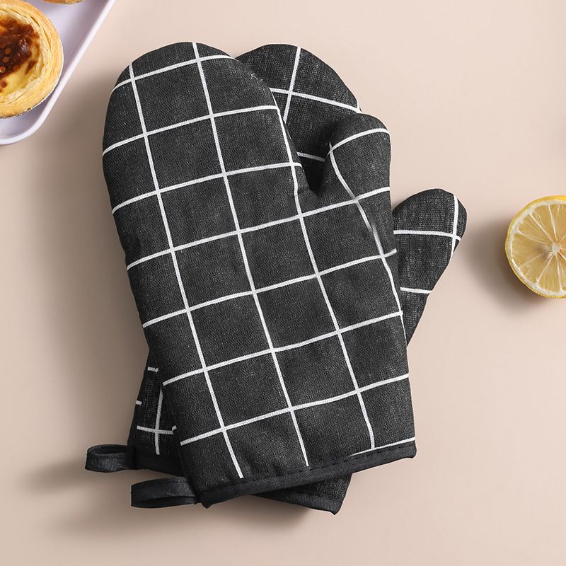 Kitchen Microwave Oven Mitts Thickened Plaid Anti-Scalding Heat-Proof Gloves High Temperature Resistant Baking Cotton Dotted BBQ Non-slip Baking Gloves