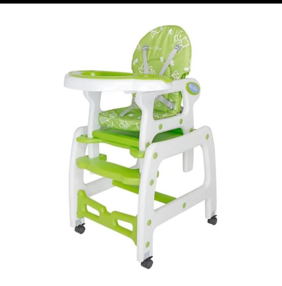 3 IN 1 BABY FEEDING CHAIR. CONVERTS  TO A CHAIR AND A TABLE. HAS A ROCKING FUNCTION