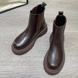 CHIC  CHELSEA  ANKLE BOOTS FOR  LADIES with CHUNKY SOLE