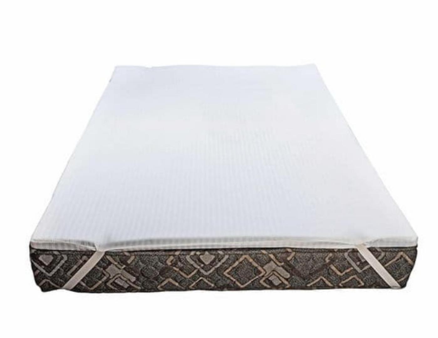 SOFT,COMFORTABLE AND QUALITY  MATTRESS TOPPER.
