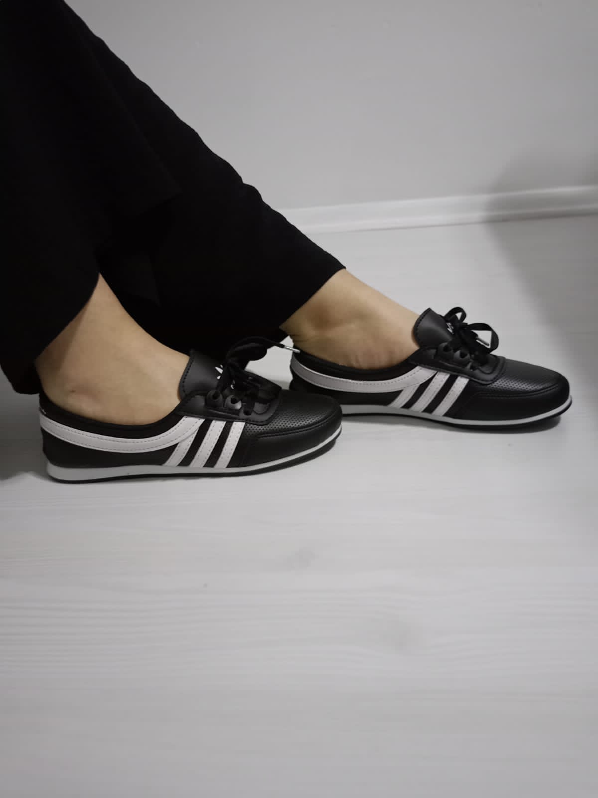 New Women Shoes/ Sports Ladies Shoes/ Women Sneakers/ Gym/training/running Shoes-black