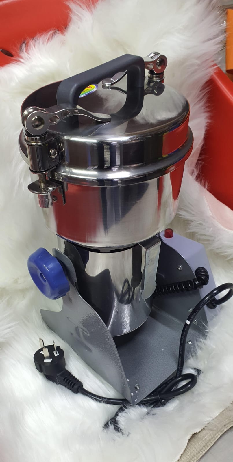 Powerful Electric Cereal Grain/herb Grinder Flour miller Kisiagi