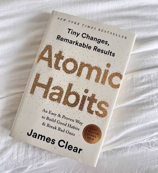 Atomic Habits: An Easy & Proven Way to Build Good Habits & Break Bad Ones
Book by James Clear