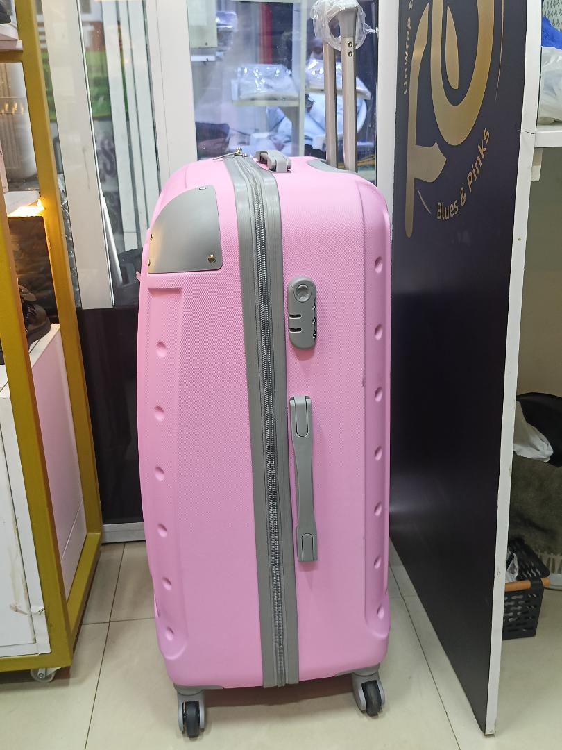 medium size fibre suitcase