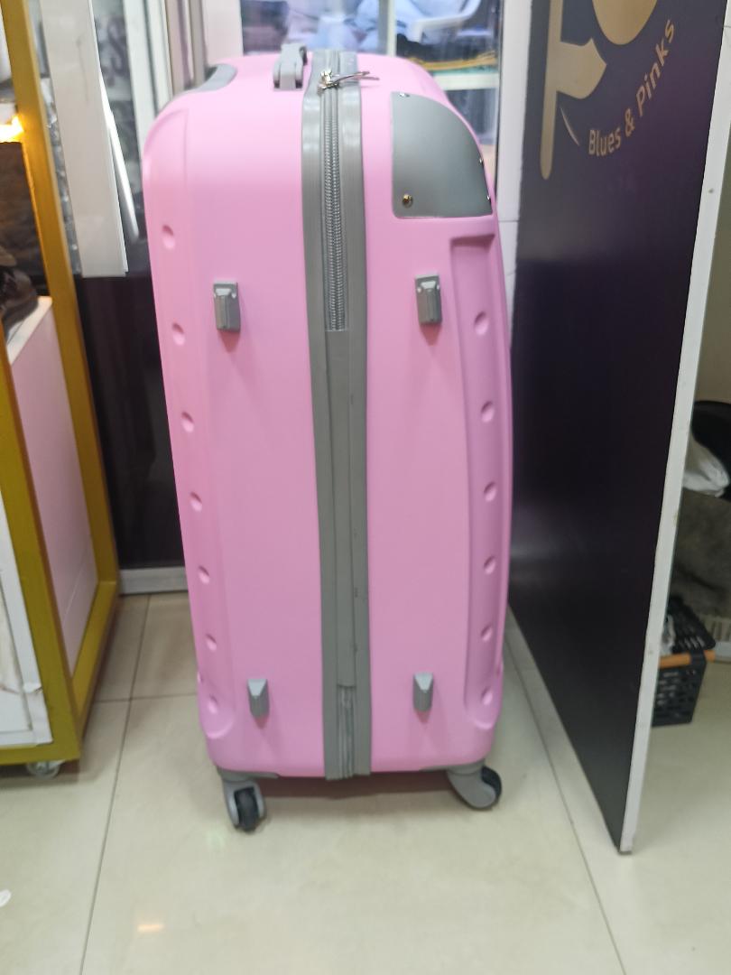 medium size fibre suitcase