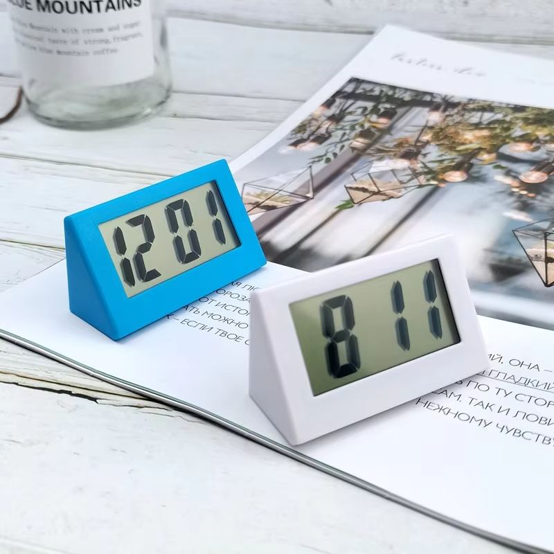 Simple Desktop Desktop Clock Mini Digital Small Desktop Clock Desktop Clock Silent Small Alarm Clock Car Clock 1Pc