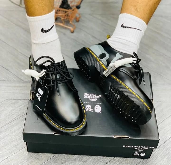 Limited Offer!! Original Dr. Martens Premium Leather SingleSole Boots, Casual High Quality Low Cut Unisex Shoes