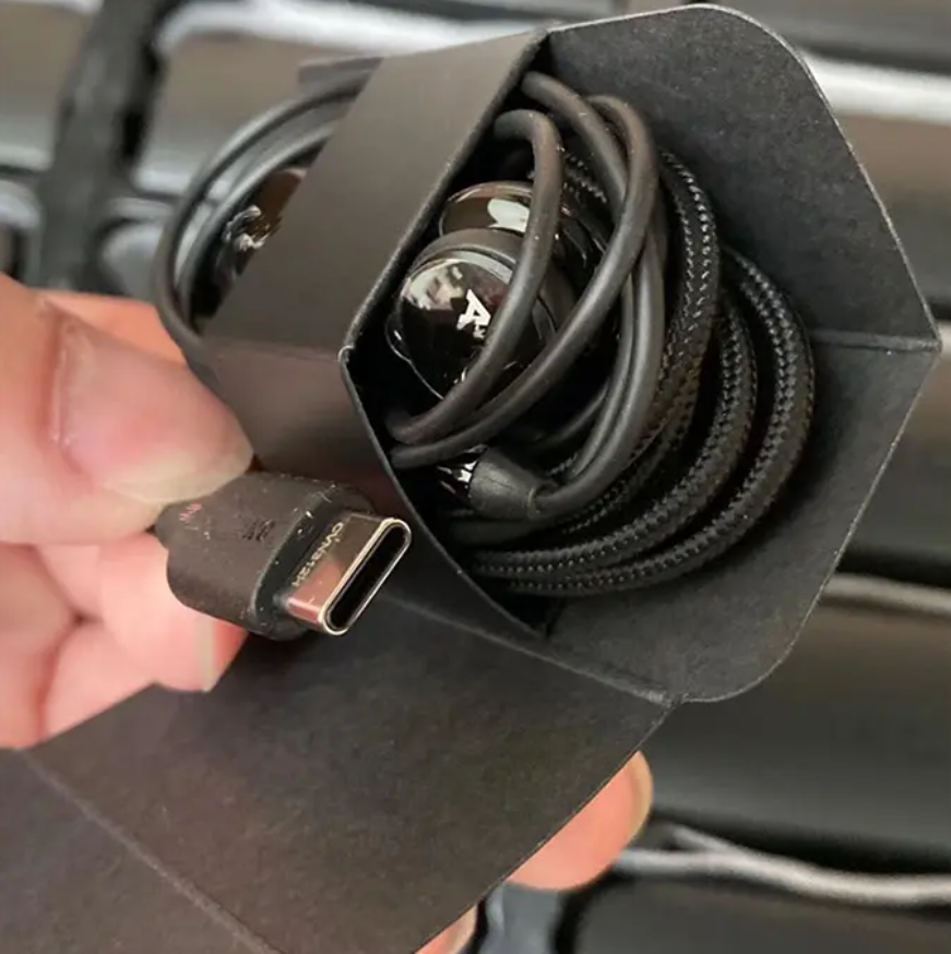 Type-C Wired Earphones with Mic | AKG Style | For Samsung Galaxy S22 S21 S20 Note 20 | Clear Sound | Hands-Free Calls