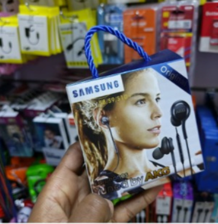 AKG Samsung Galaxy AKG Wired Headphones, s8, s9, s10 Headphones with Mic Motion Noise Cancelling High Quality Headphones White Black