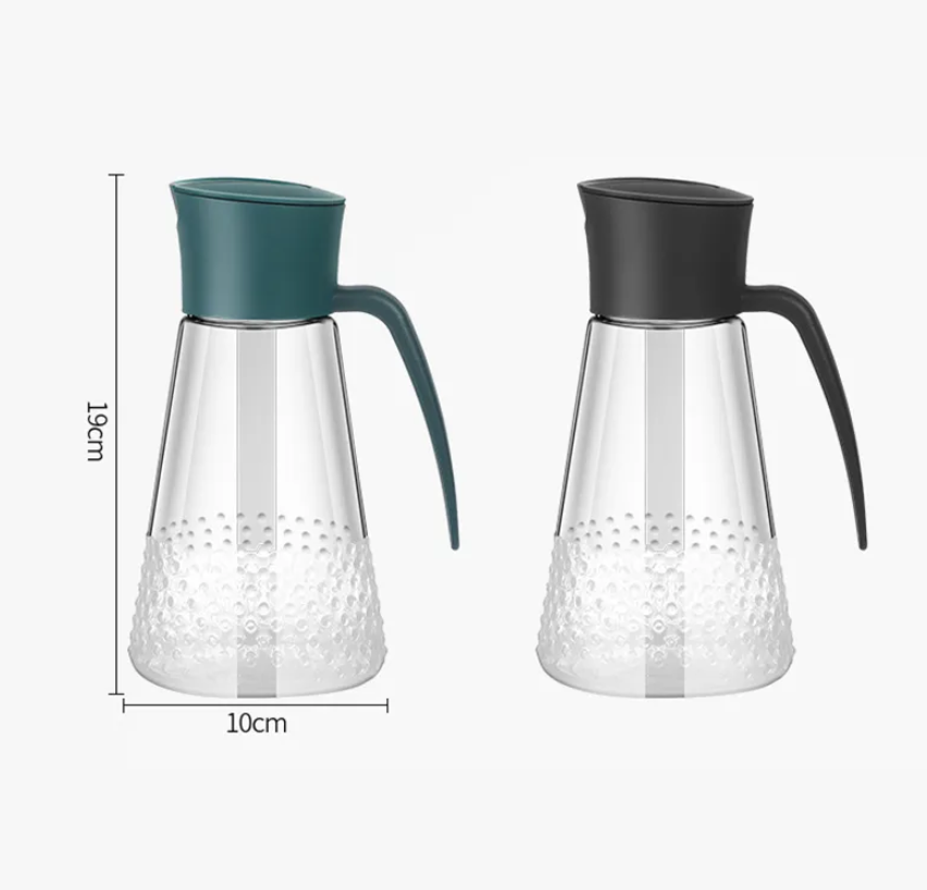 Kitchen Auto Flip Olive Oil Dispenser Bottle with Drip-Proof Spout and Non-slip Handle.  Glass Oil Dispenser Bottle – Non-Drip Autoflip Cooking Jar with Scale & Non-Slip Handle for Kitchen Use