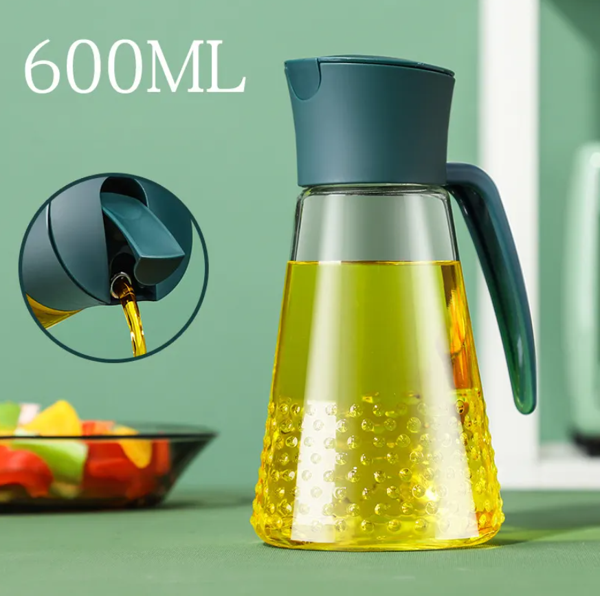 Kitchen Auto Flip Olive Oil Dispenser Bottle with Drip-Proof Spout and Non-slip Handle.  Glass Oil Dispenser Bottle – Non-Drip Autoflip Cooking Jar with Scale & Non-Slip Handle for Kitchen Use