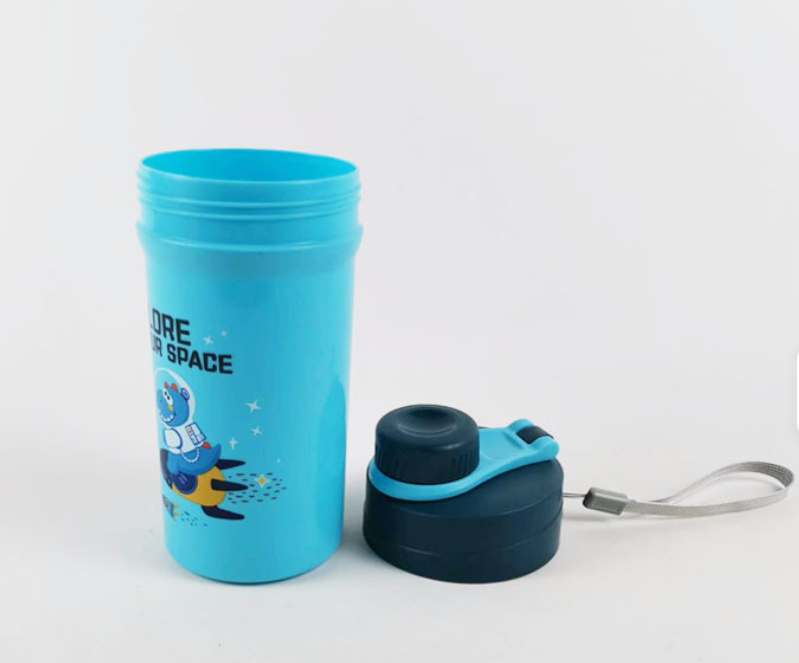 Gift Pack Snack Set-Lunch Box And Water Bottle 2 Compartment Picnic Tiffin Food Container Bpa Free Microwave Safe Kids School Lunch Box and Water Bottle Set- RANDOM COLOR