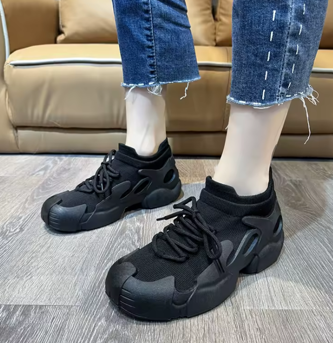 Both Men And Women Sneakers Walking Style Shoes New Arrival Casual Shoes Men Sports Shoes Leisure Men Sneakers Women Sneakers