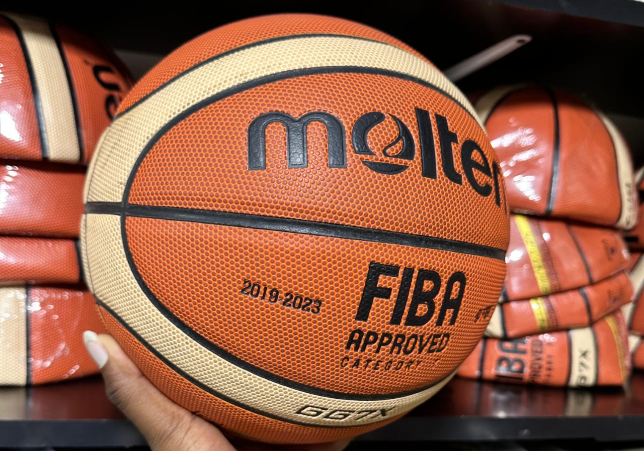 MOLTEN BASKETBALL BALL GG7X FIBA APPROVED