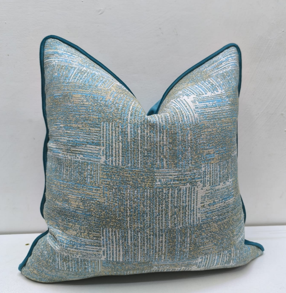 Luxury Style  Throw Pillow Cover Soft Polyester Cushion Bed Sofa Couch Decoration 18x18inch Pillowcases