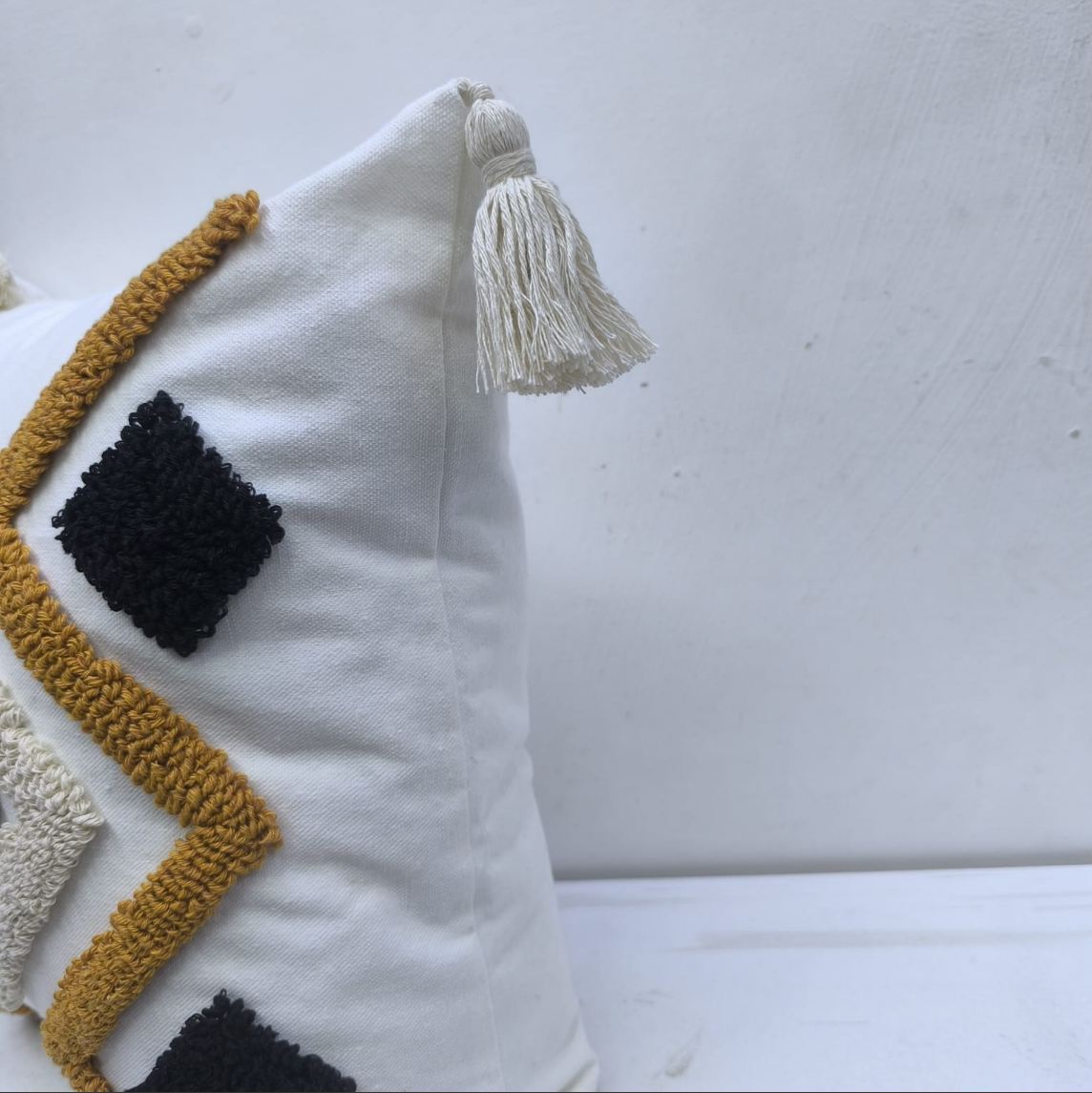 Multicolored  Boho/Woven Amity Geometric Throw Pillow Case Cotton Home Sofa Headrest Cushion Waist Pillow Cover Moroccan Bohemian Tufting Embroidery