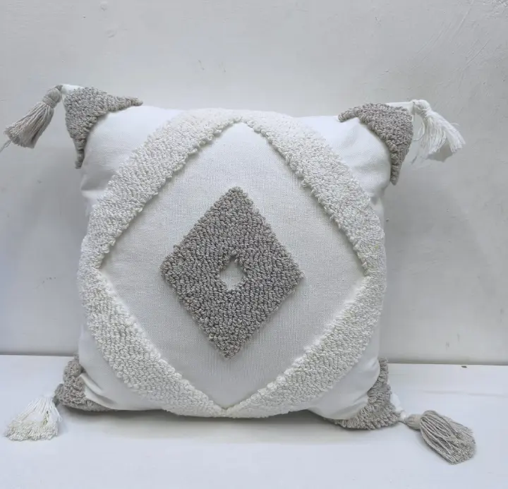 Decorative Throw Pillow Cover for Sofa Soft Boho Pillow Cases with Invisible Zipper For Bedroom Cushion Covers 18 X 18 Home Textile