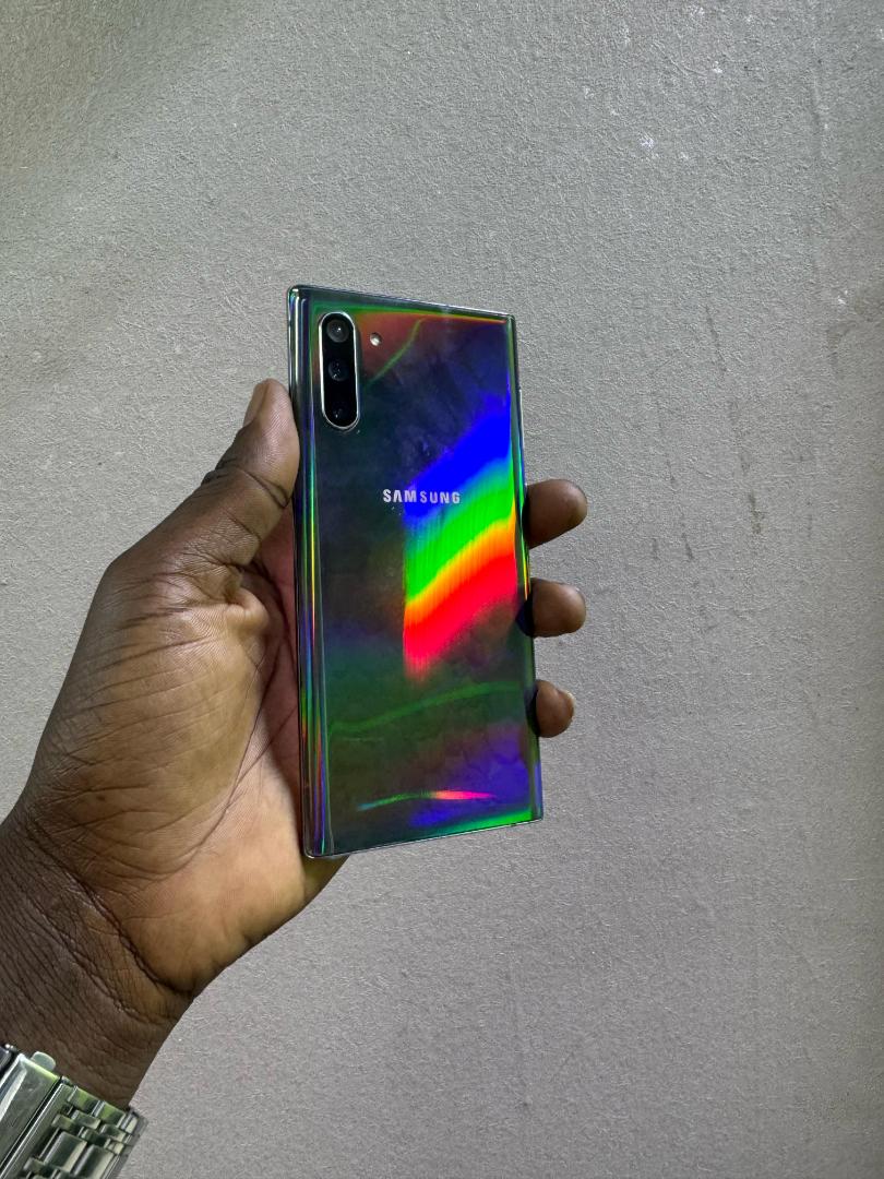 SAMSUNG GALAXY NOTE 10 12gb ram 256gb storage