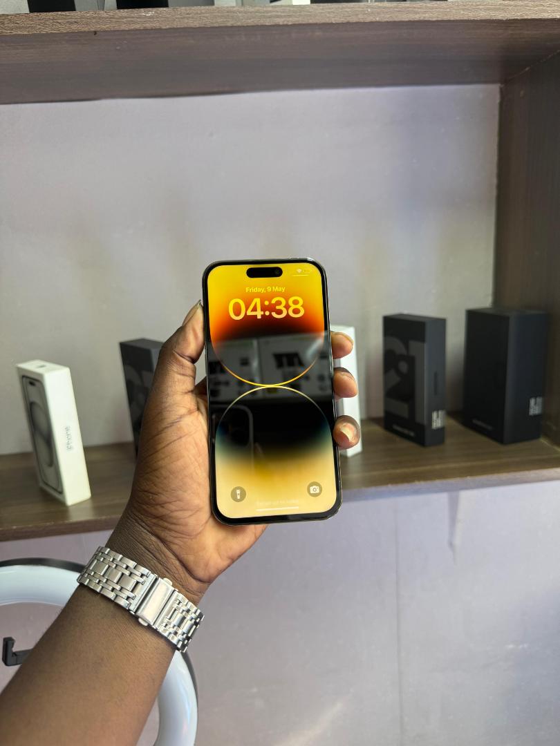 Iphone 14 pro 6gb ram 256gb rom with active face ID battery 🔋 87%