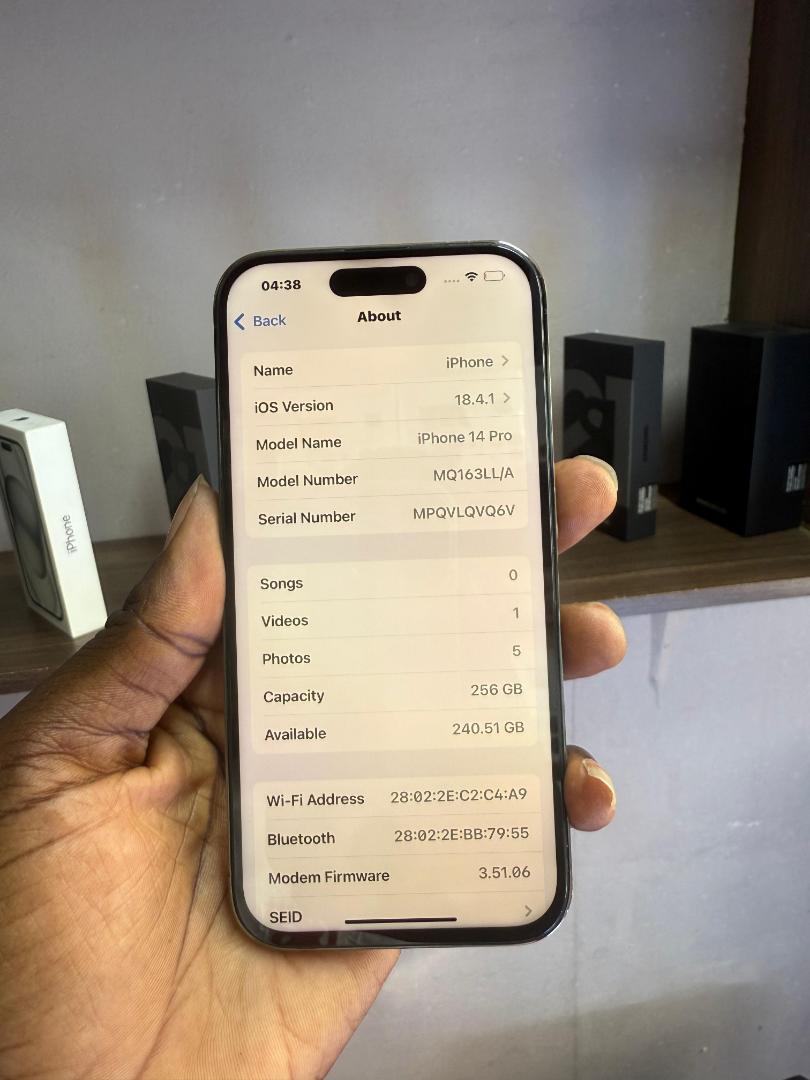 Iphone 14 pro 6gb ram 256gb rom with active face ID battery 🔋 87%