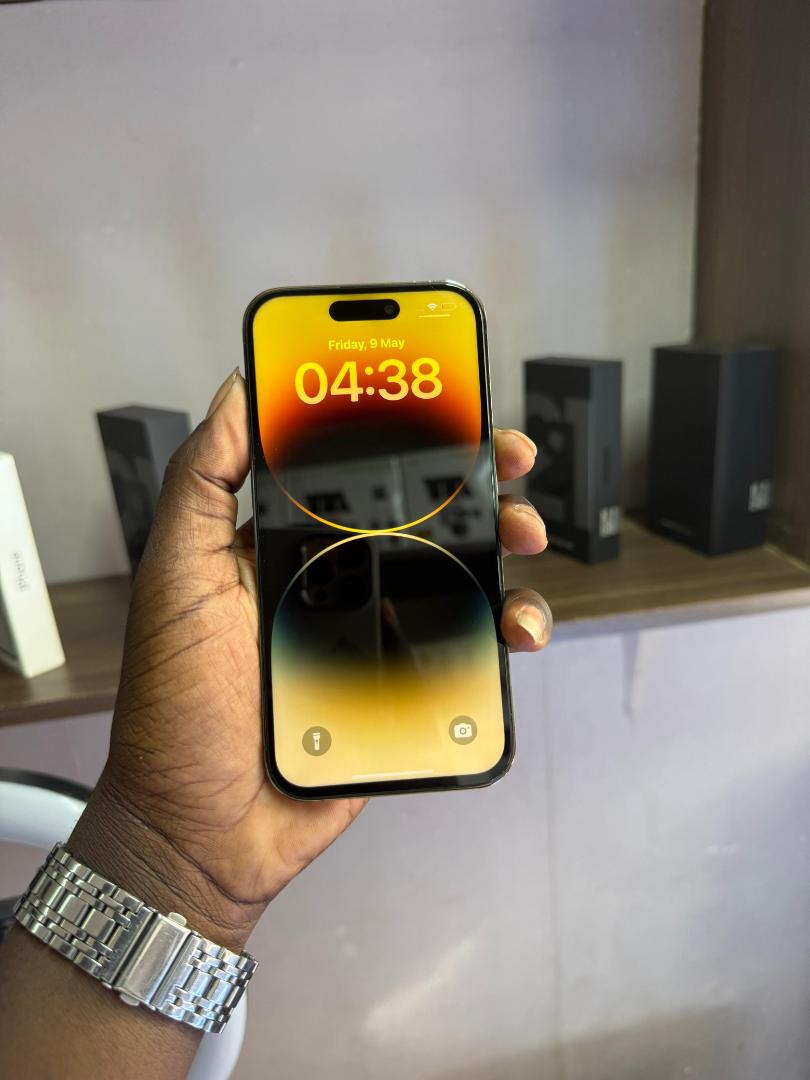 Iphone 14 pro 6gb ram 256gb rom with active face ID battery 🔋 87%