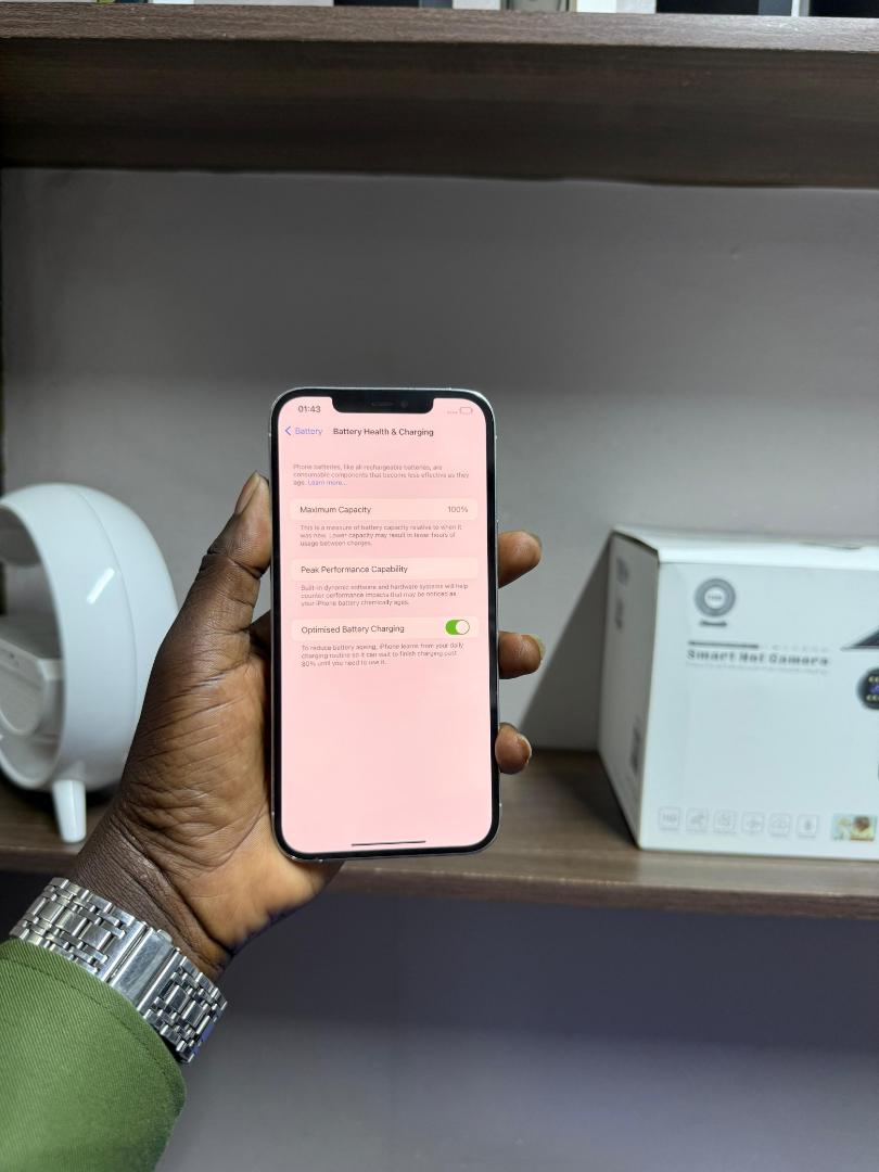 EX UK iPhone 12 pro max 128gb white with good battery life