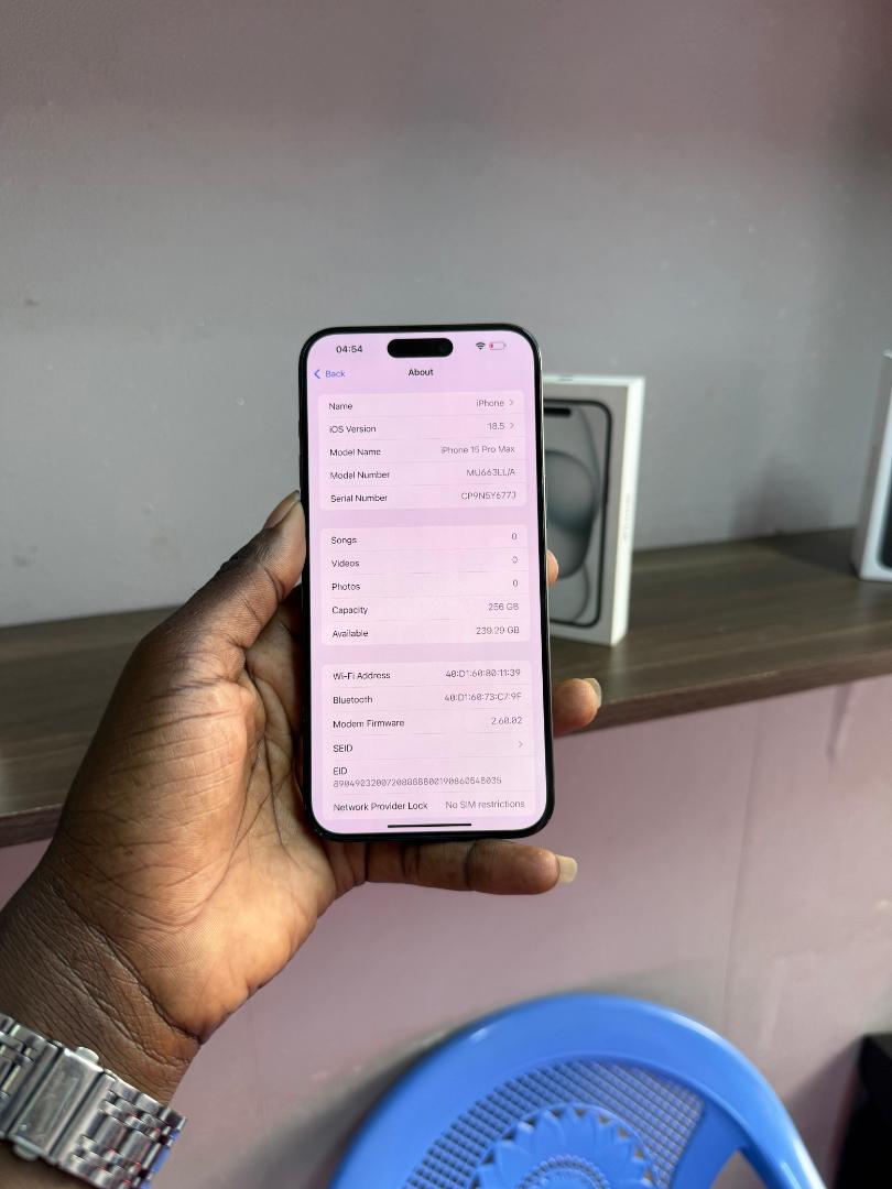 EX UK IPHONE 15 PRO MAX 256GB BATTERY 🔋 90% US VERSION ESIM
